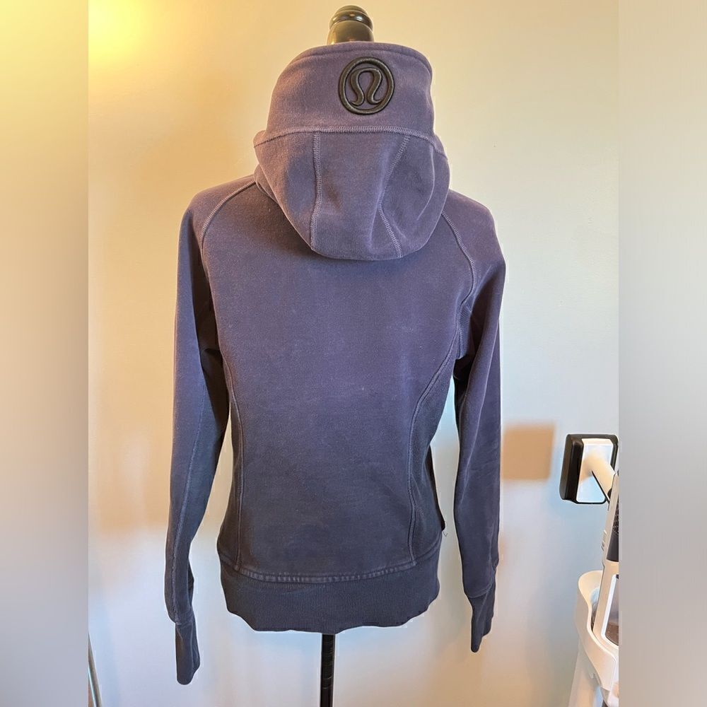 ✨Lululemon Ombré Scuba  - Picture 2 of 7